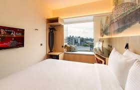 Room 105 Detail