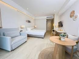 Room 208 Detail