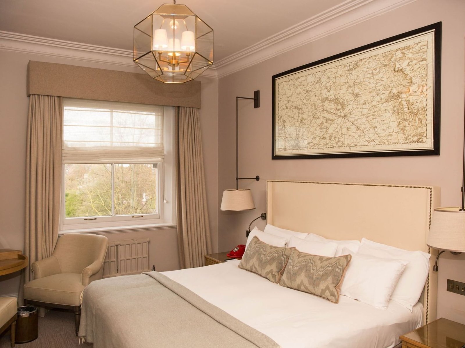 Room 102 Detail